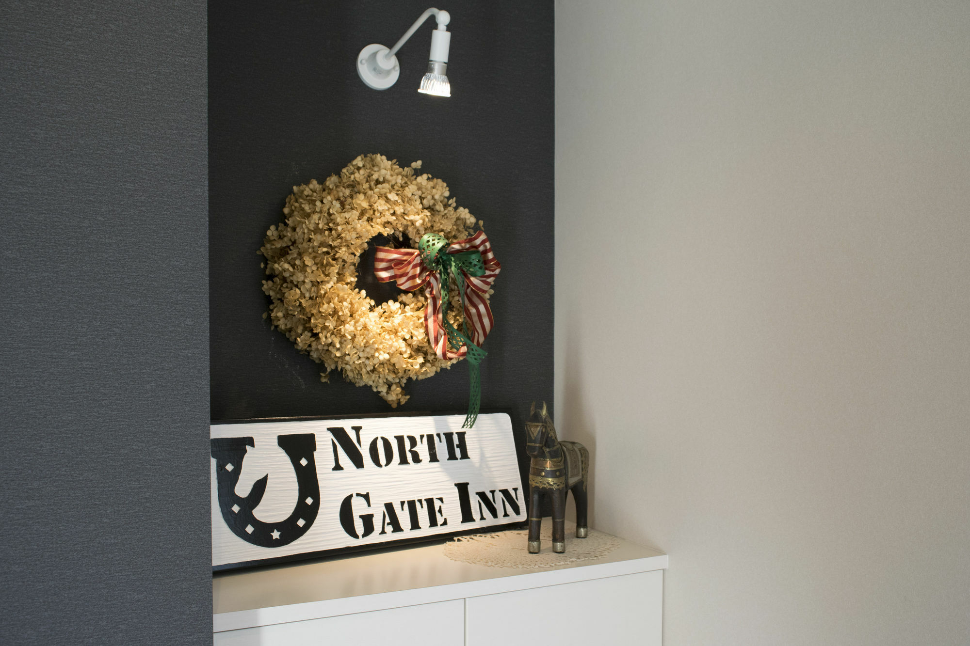 North Gate Inn Abira Eksteriør billede